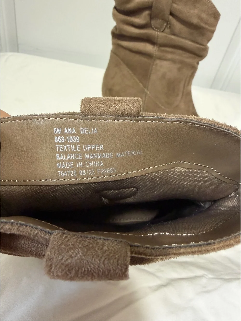 Brown Suede Western Boho Festival Slouch Casual Fall Wood Block Heel Size 8